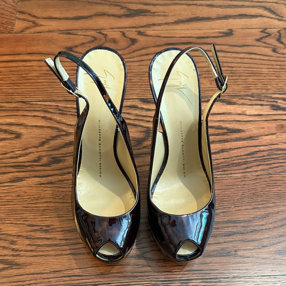 Giuseppe Zanotti Tortoiseshell Patent Sculpted Heel Pumps